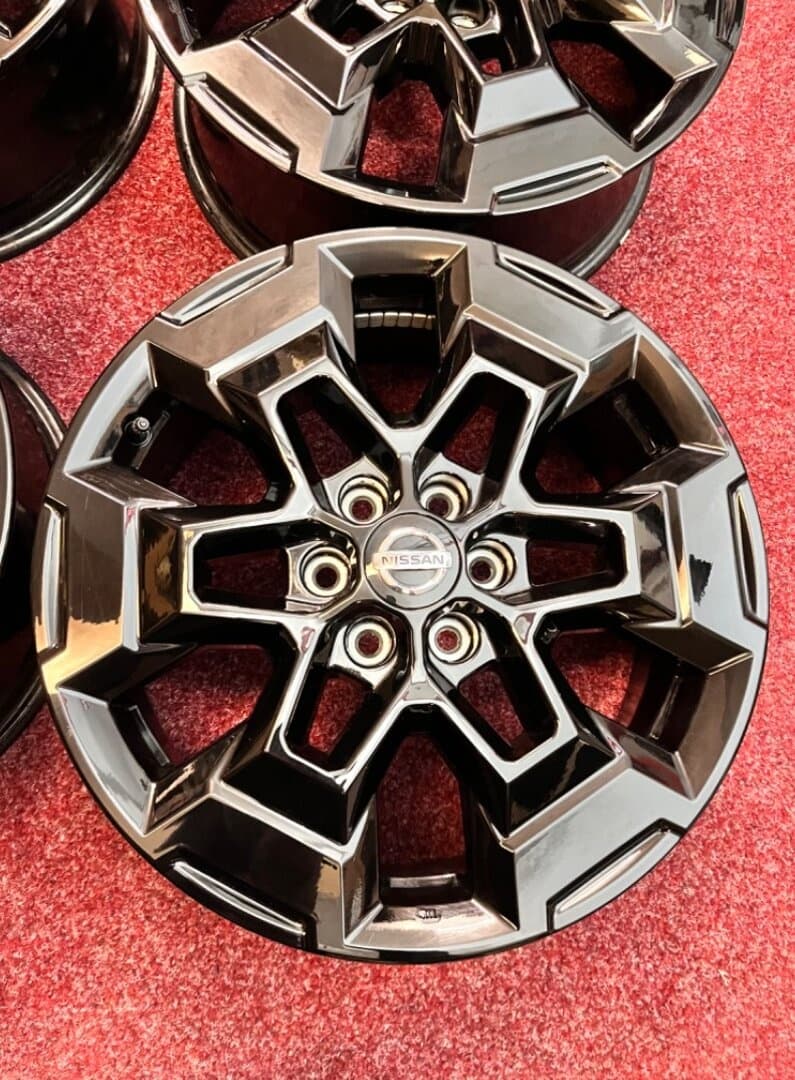 6x114,3 R18 originál hliníkové disky Nissan Navara - TOP