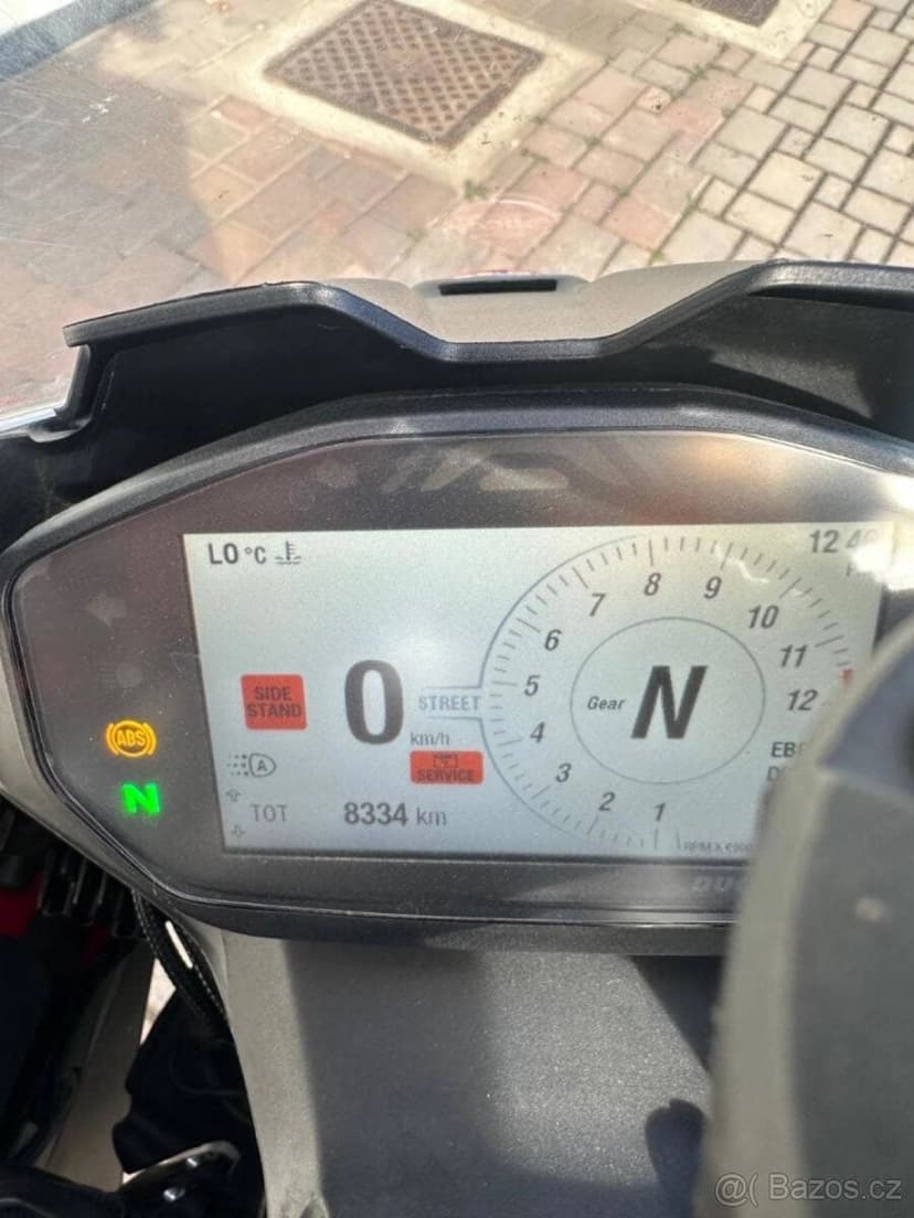 Prodám DUCATI PANIGALE V2
