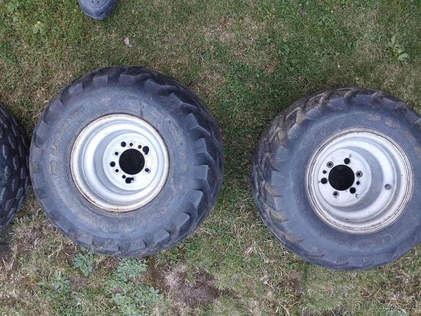 Prodám kola na čtyřkolku 150