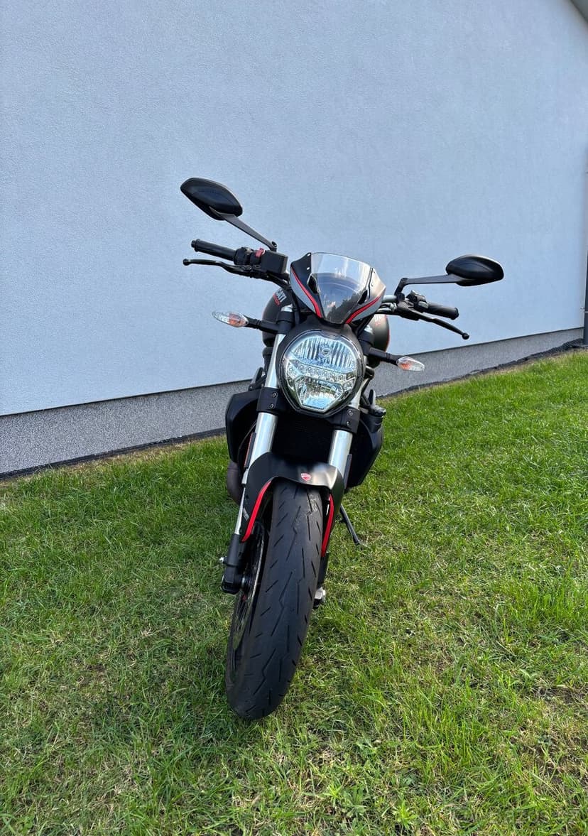 Ducati Monster 821 Stealth