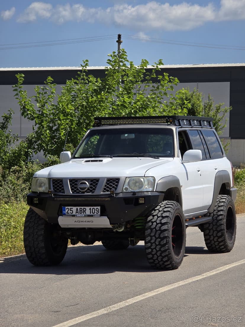 Bočné ochranné prahy nášľapy Nissan Patrol Y61