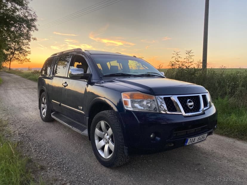 Nissan Armada 5.6 V8/ LPG / 4x4 / 8 míst / tažné 3,5t