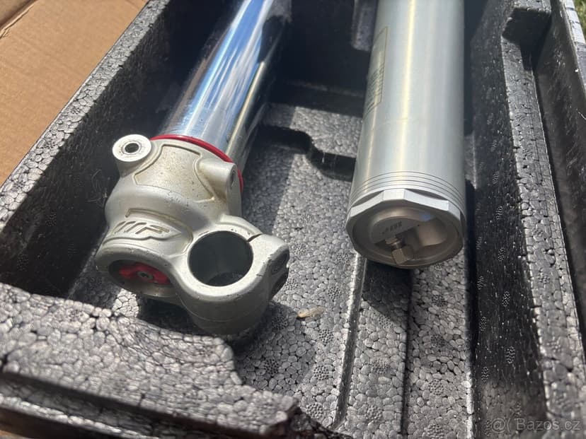 WP xact vidlice + tlumič