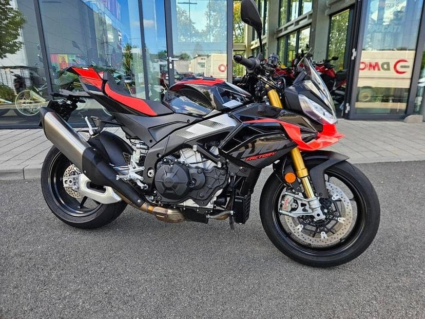 Aprilia Tuono V4 Factory E5+ (2025) – Stav nové, DPH, ČR pův