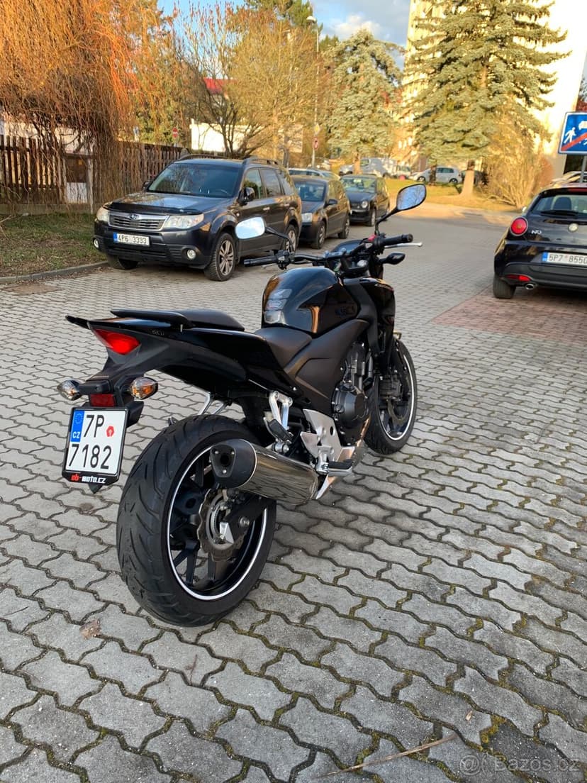 Honda CB500F 2015 - 13700km, 35kw