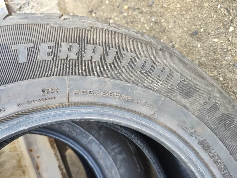 18"zánovní letní pneu Goodyear 255/65/18 4ks = 4000Kč