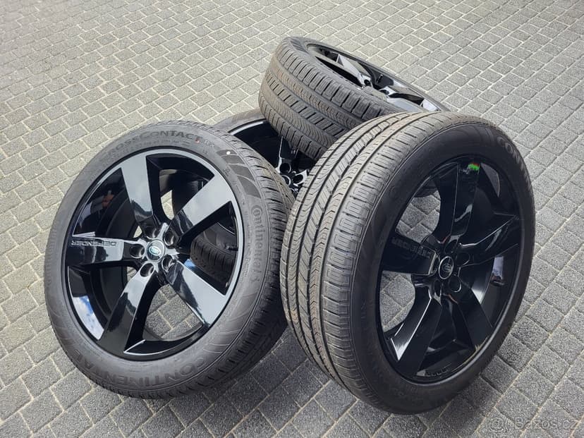 Originální alu kola R22 na Land Rover Defender L663