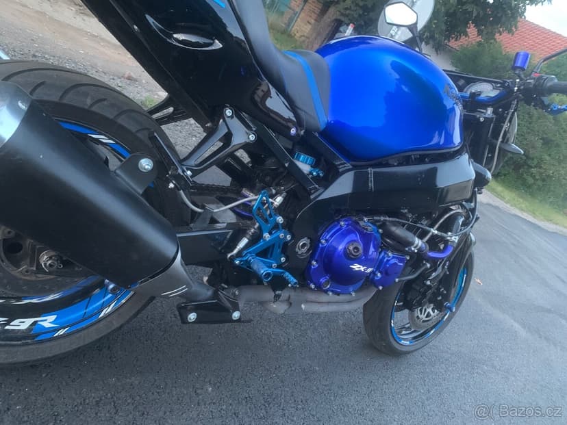 Kawasaki ninja ZX9R