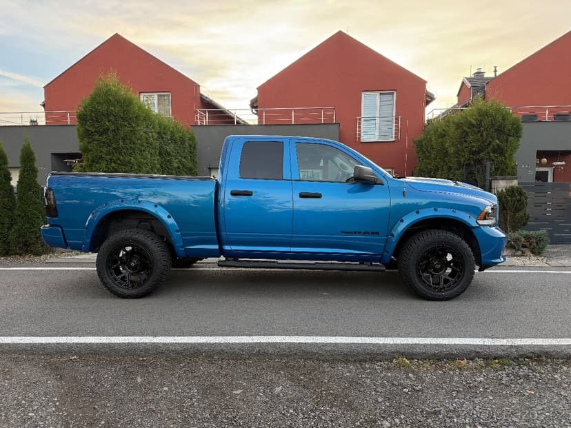 DODGE RAM CLASSIC HEMI OFFROAD PAKET