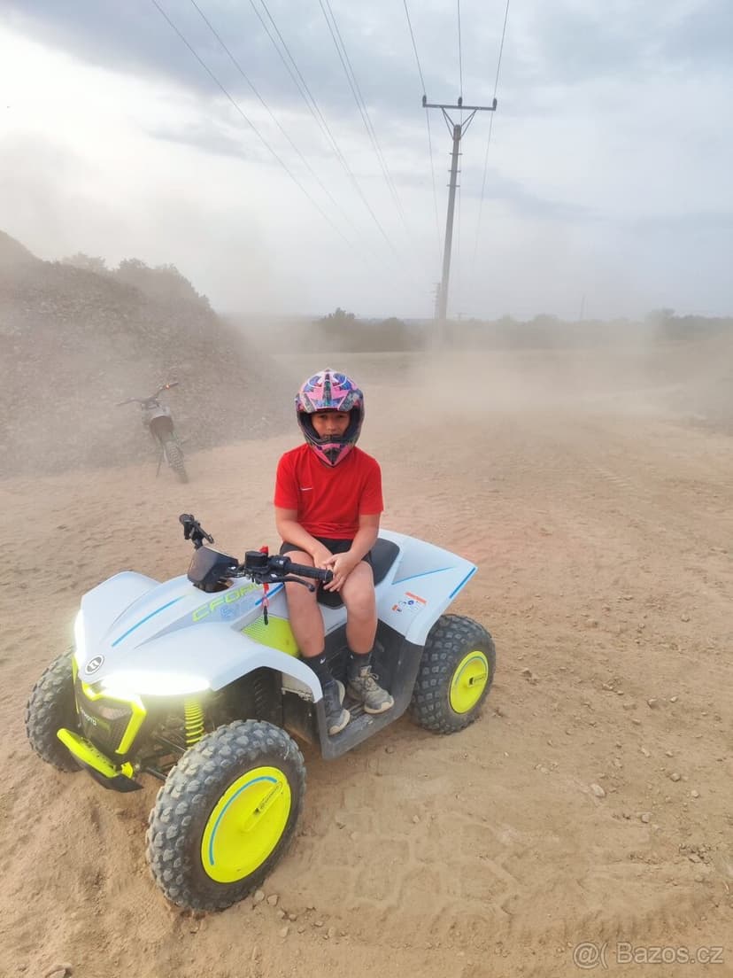Elektrická čtyřkolka- od 10let