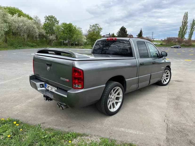 Dodge Ram SRT-10