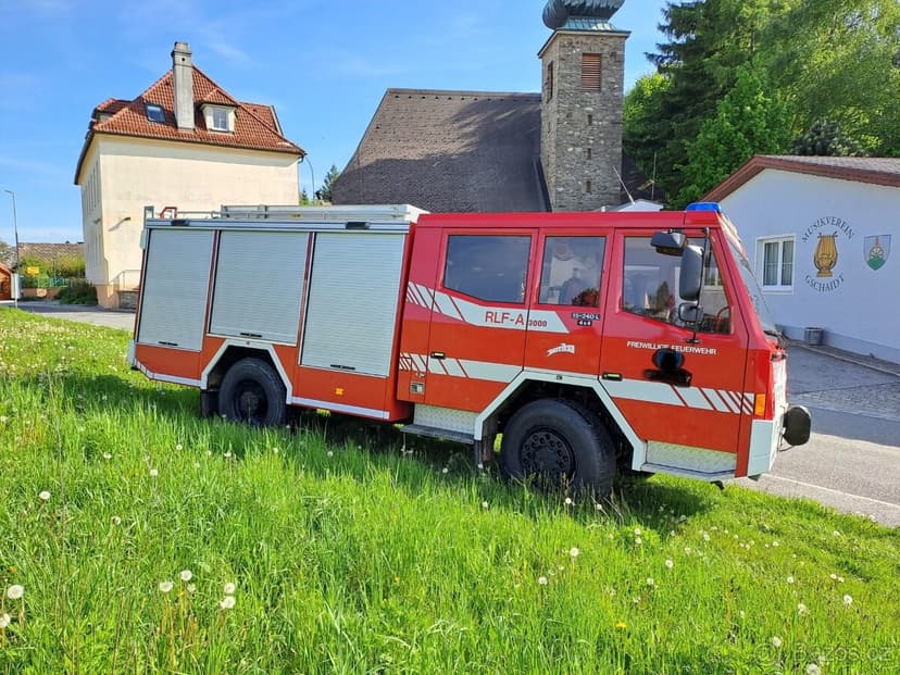 hasičské (požární) vozidlo