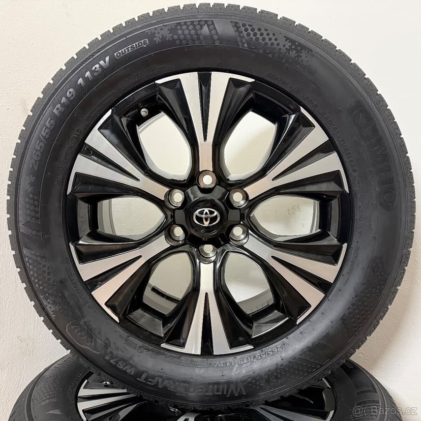 TOYOTA HILUX 6x139,7 R19 ET25+TPMS+ZIMNÍ 265/55R19