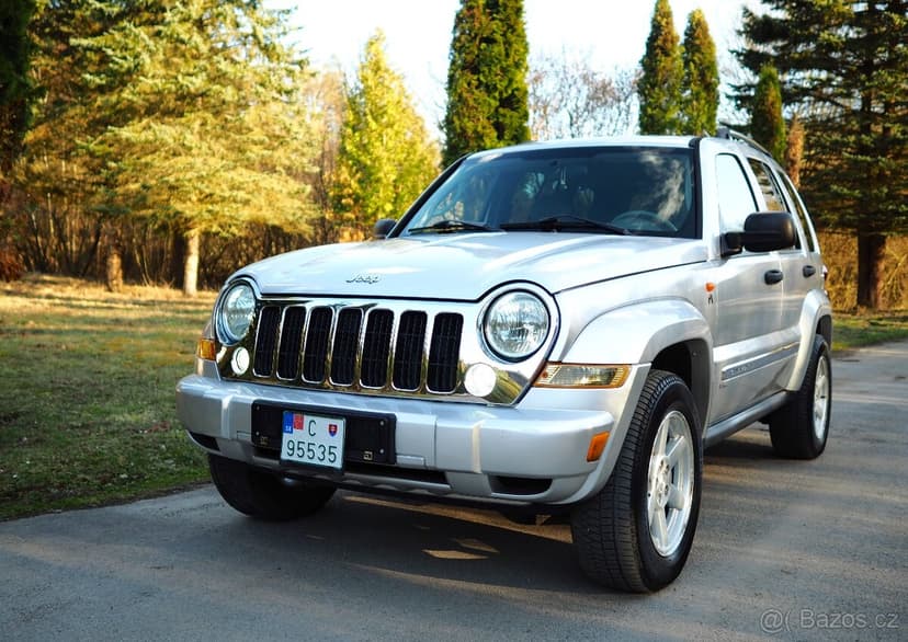 JEEP CHEROKEE 2.8 CRD 120kW LIMITED 4x4- IT- bez korózie