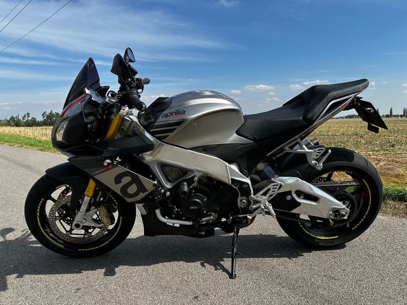 Aprilia tuono v4 1100rr