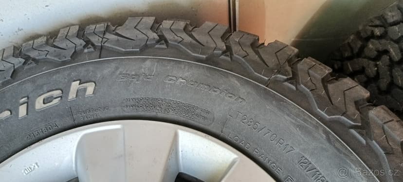 Original kola Hilux 2019, pneu 285/70 R17