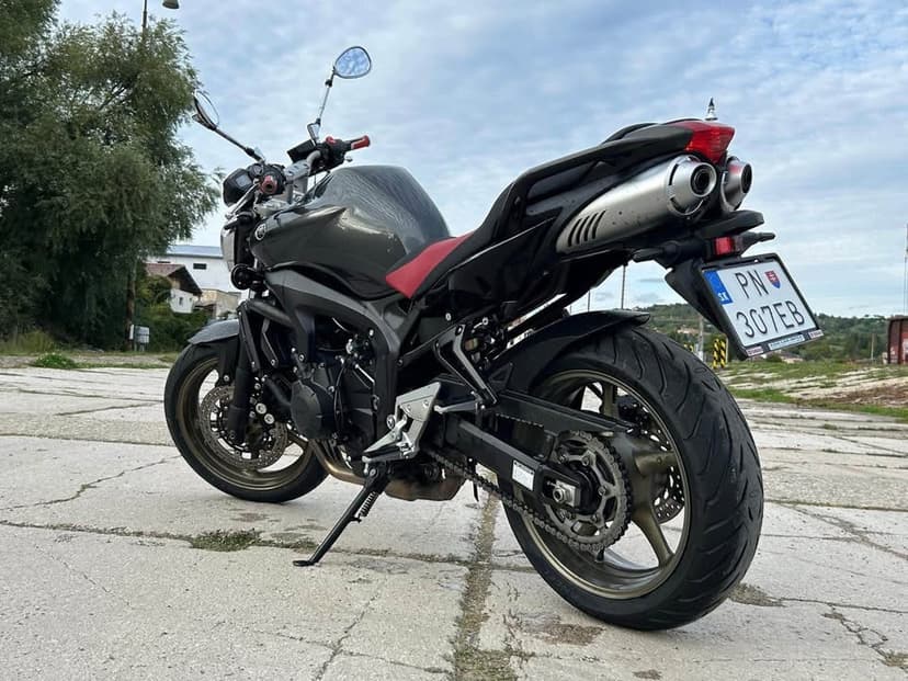 Yamaha fz6 s2 r.v.2010 /21322km