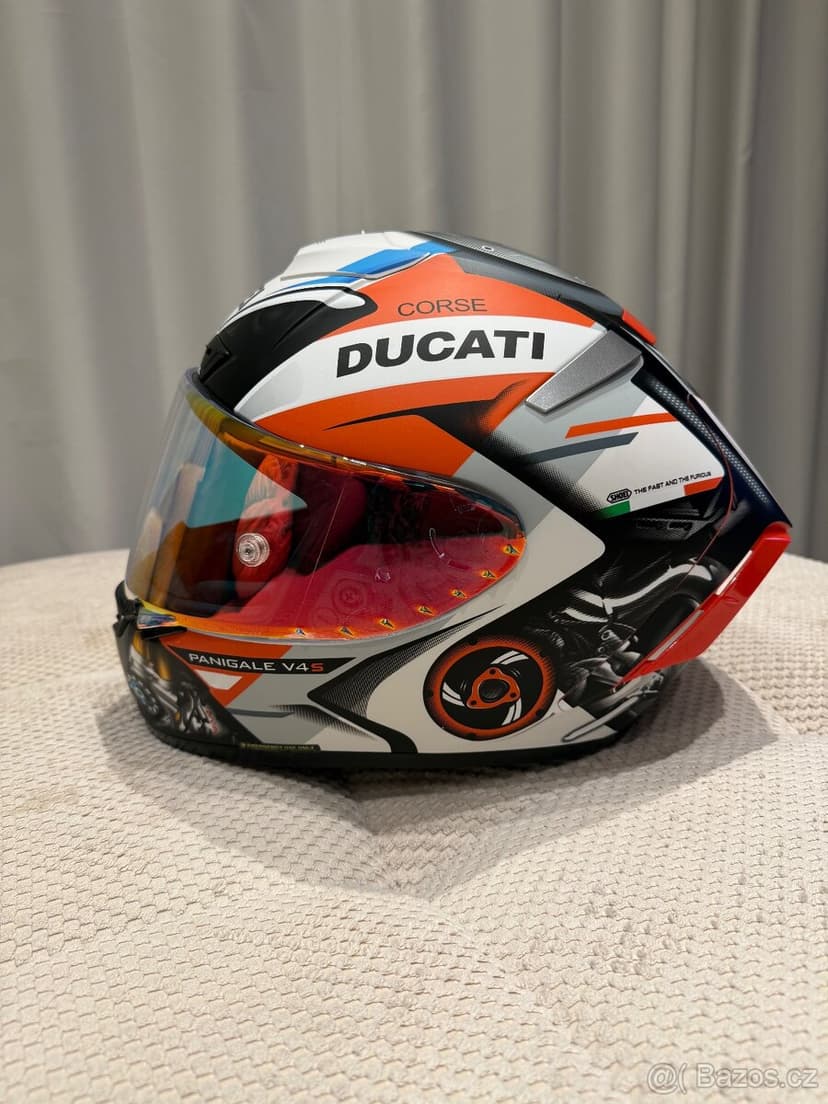 Helma SHOEI v4s corse DUCATI
