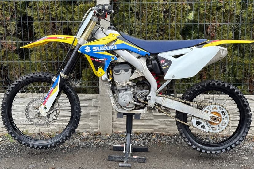SUZUKI RM-Z 450 2011