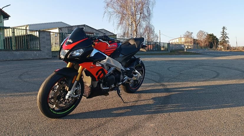 Aprilia Tuono V4 1100 RR 2019