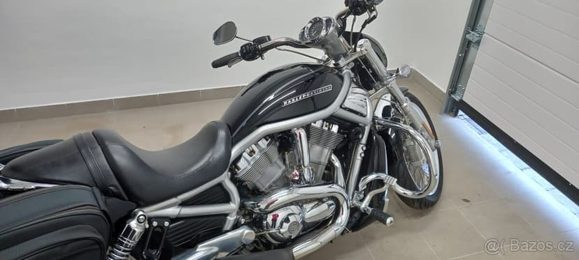 Harley Davidson V-Rod  kupované nové v ČR