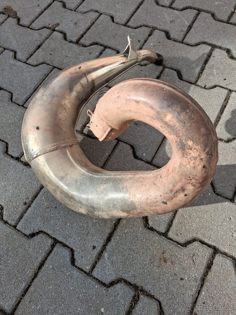 KOLENO VYFUKU KTM EXC