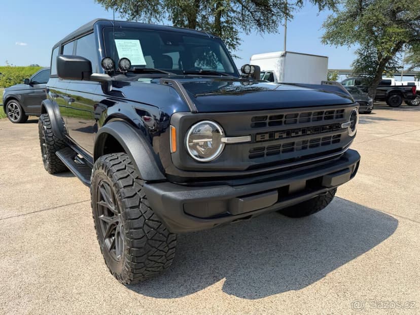 Ford Bronco 2.3L, pohon všech kol, rok 2021