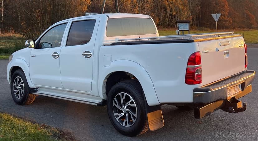 Toyota Hilux r 3.0 126kw automat, 200tis najeto, TOP tav