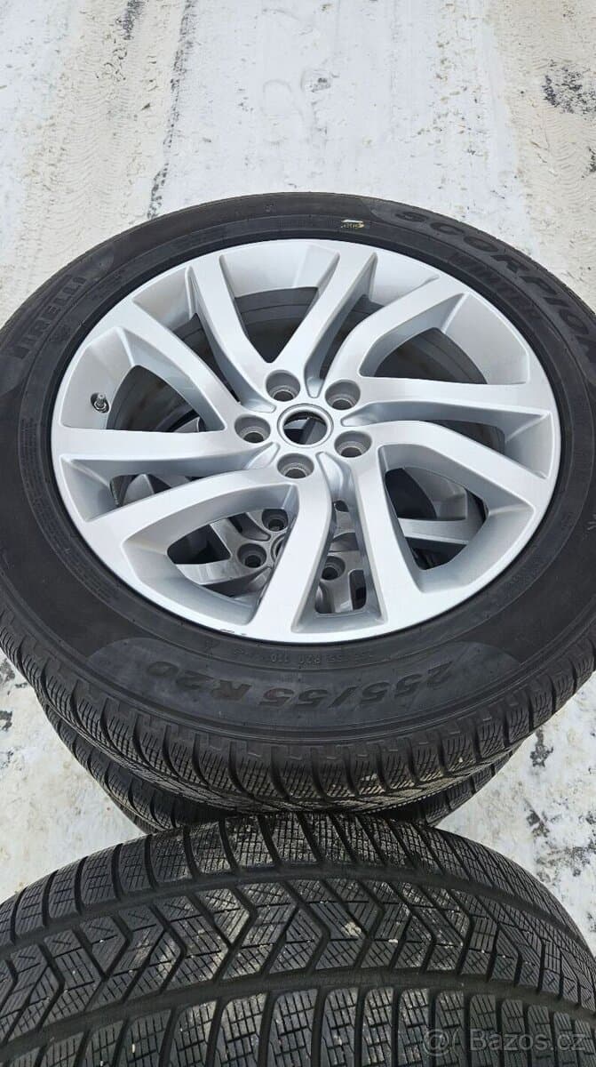 Originál Land Rover ALU kola R20 5x120 + Pirelli