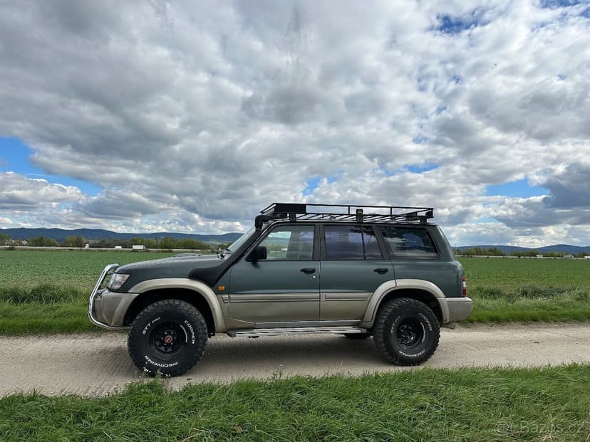 Nissan Patrol Y61 Wagon