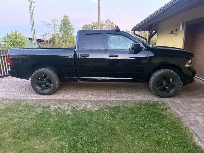 Dodge Ram 1500 5.7 Hemi