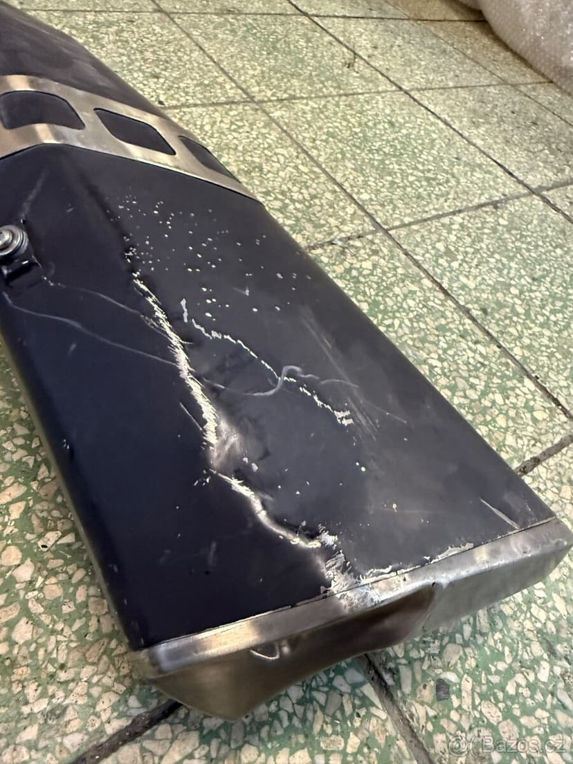 Originální výfuk APRILIA RSV4 1000