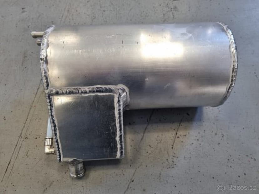 HMMWV, HUMVEE, HUMMER H1 expanzní nádržka