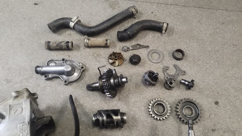 dily motoru yamaha yz 250