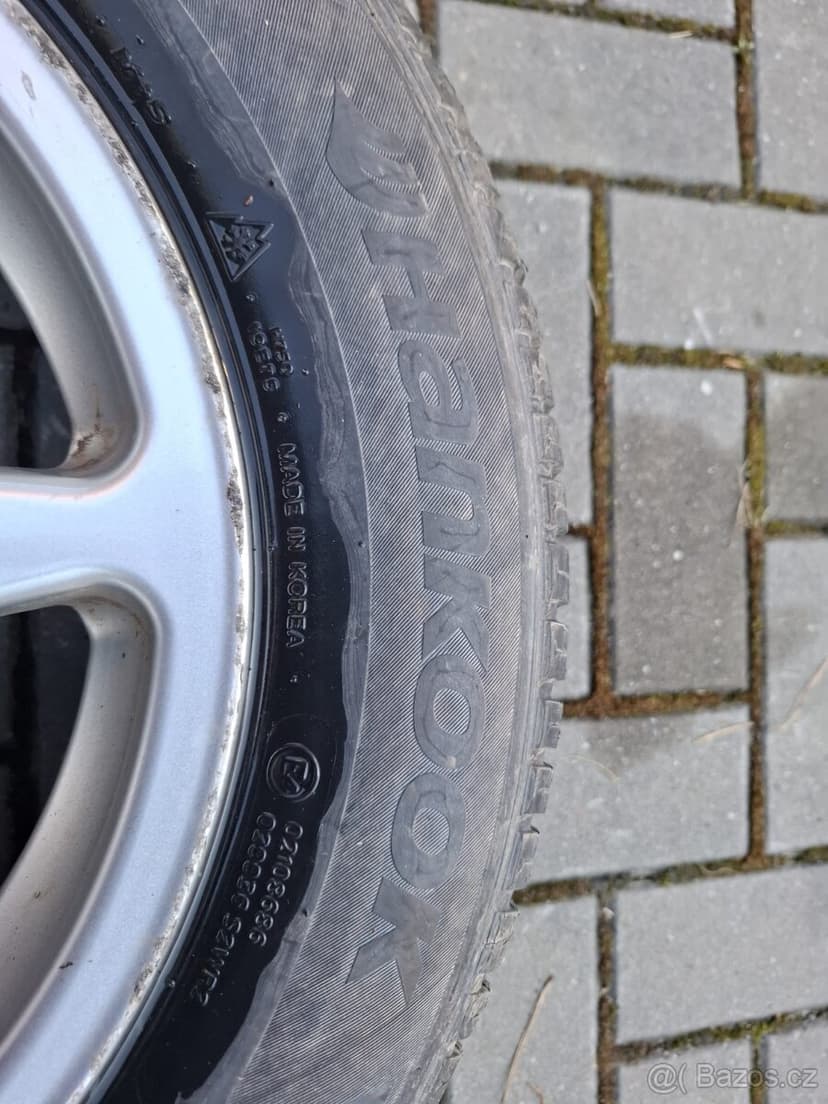 Celoroční Hankook 195/65 R15 Kinergy 45 + disky 7Jx15H2