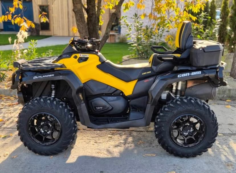 Čtyřkolka Can-am Outlander 1000