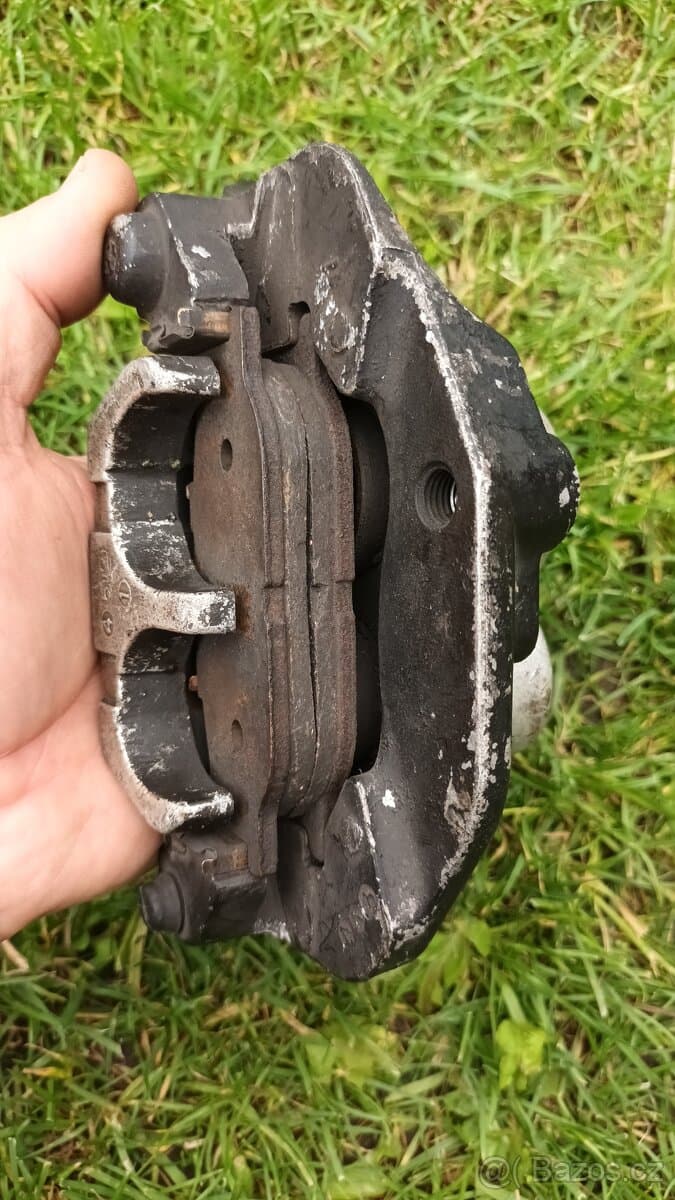 Ctyrkolka 300ccm zadní brzdič