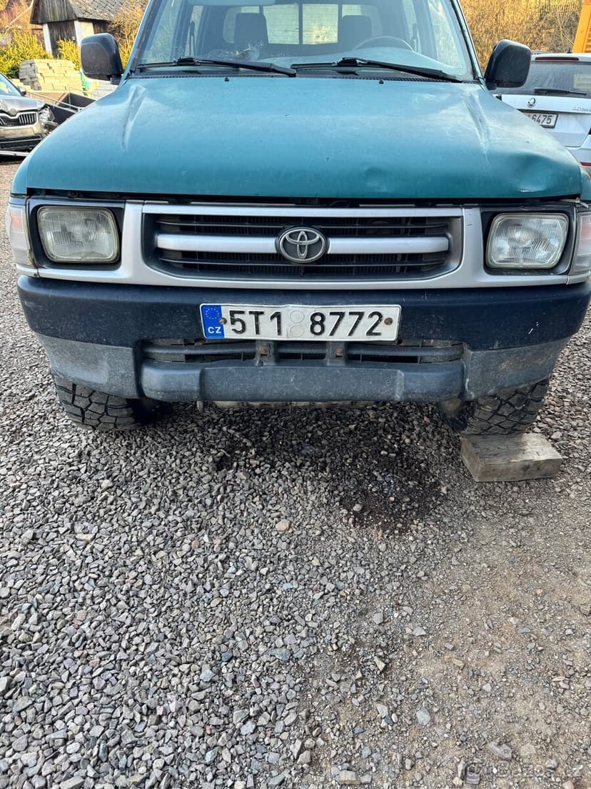 Toyota hilux 2.4 td 66kw