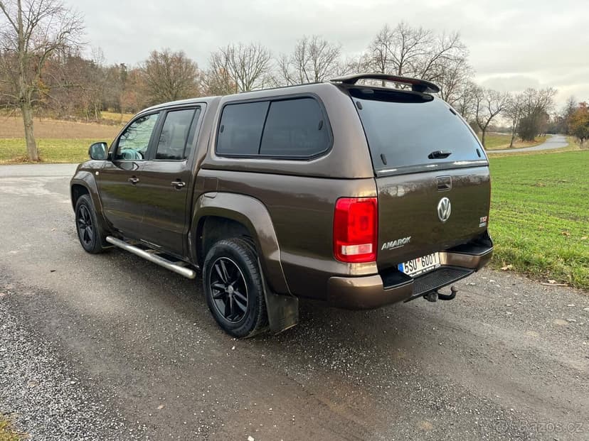 VOLKSWAGEN AMAROK 2,0BITDI 120KW 4X4 MANUÁL SERVISKA HARDTOP