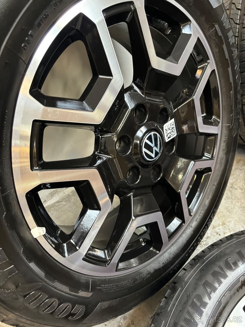 Alu kola Vw Amarok Good Year 255/55/20 Nová Sada