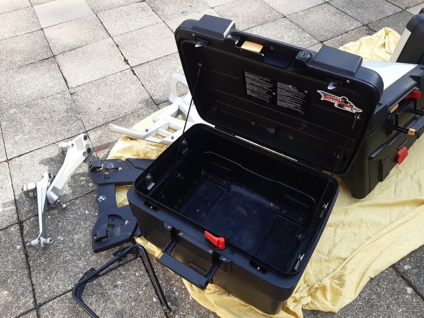 Prodam kufry na BMW 1200 gs