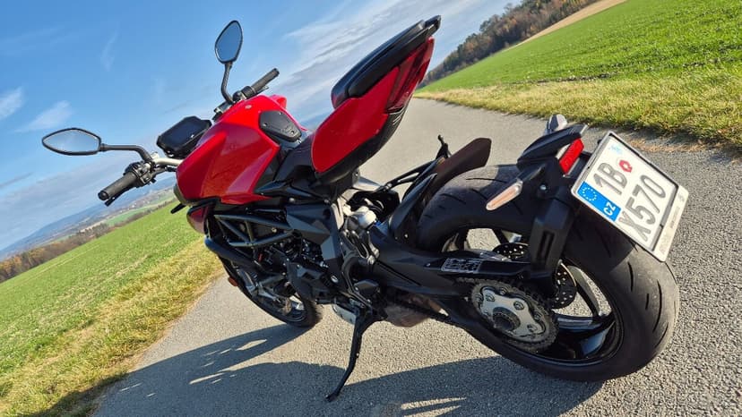 MV Agusta Brutale 800 Rosso, 2022