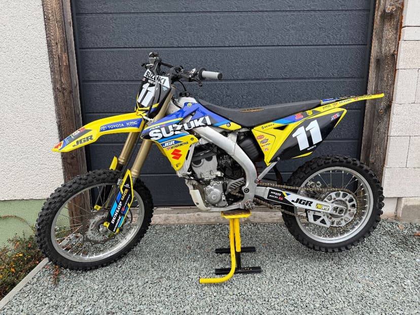 Suzuki RMZ 250