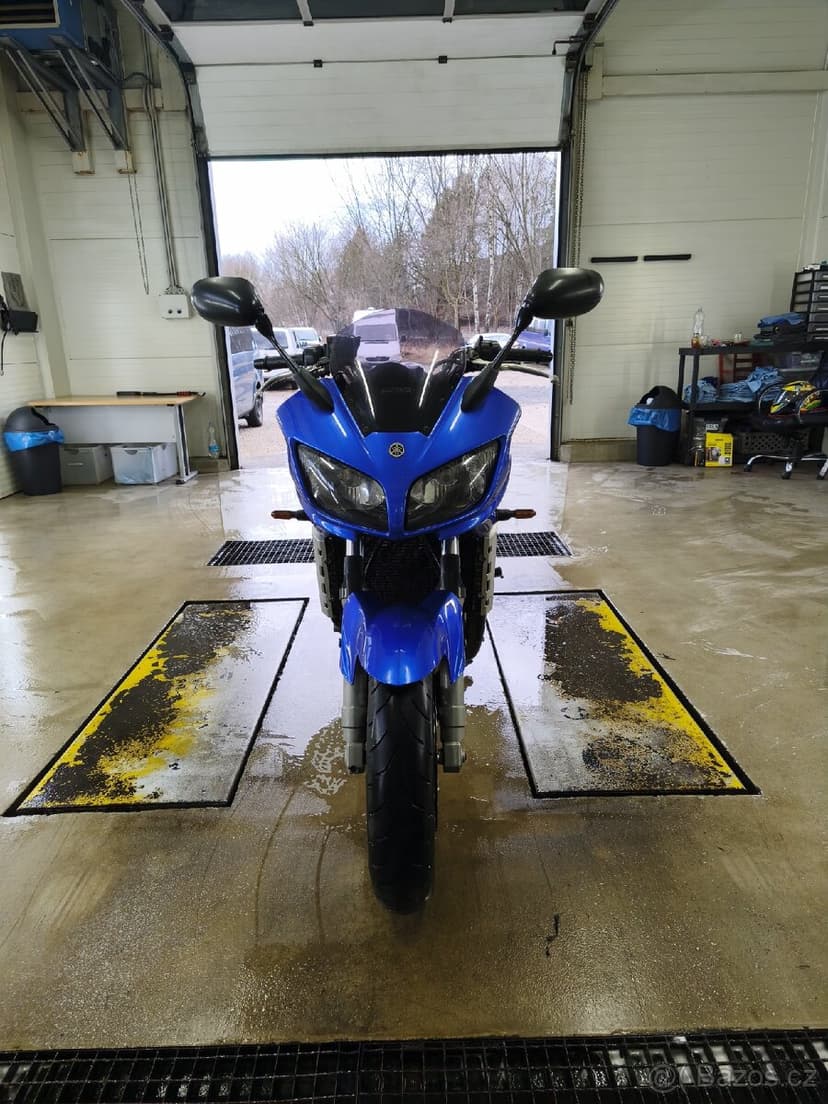 Yamaha FZS 1000 Fazer