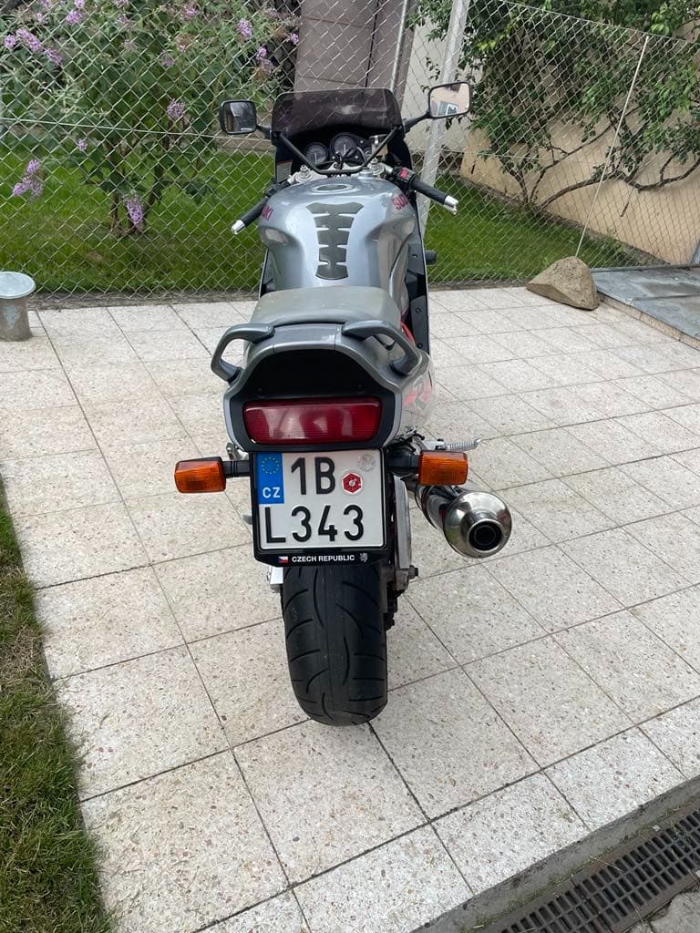Suzuki GSXR 750W