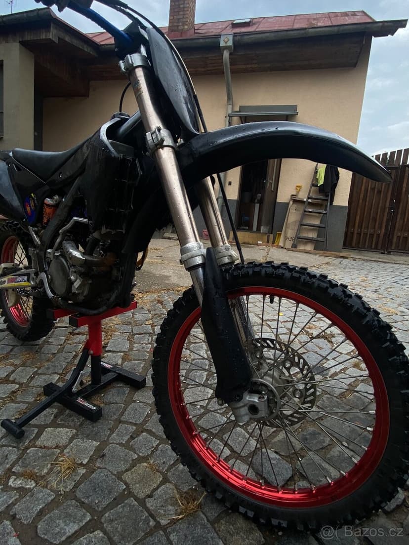 Kawasaki KX-F 250 (2005)