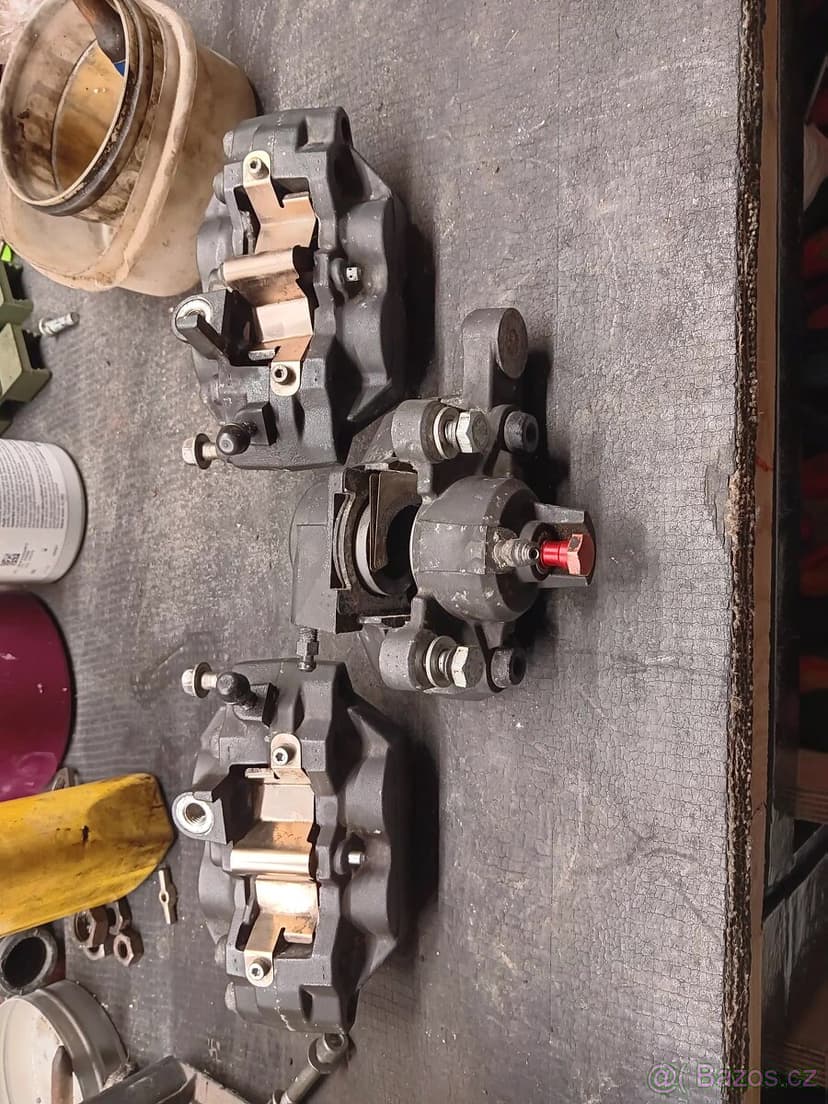 Suzuki gsx-r 750 brzdiče Tokico