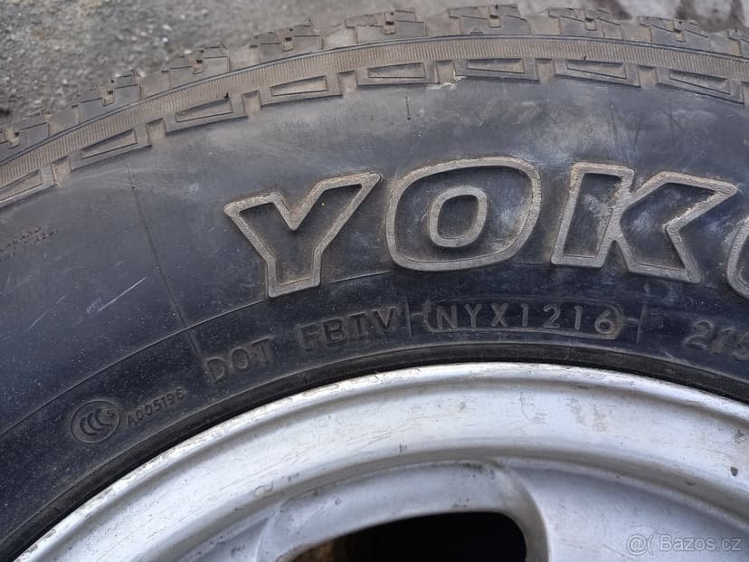 Pneu Yokohama Dueler A/T 215/80 r15