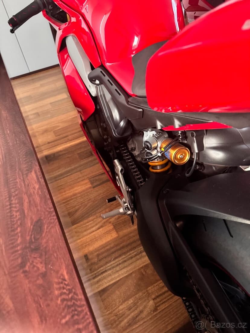 Motorka Ducati PANIGALE V4S