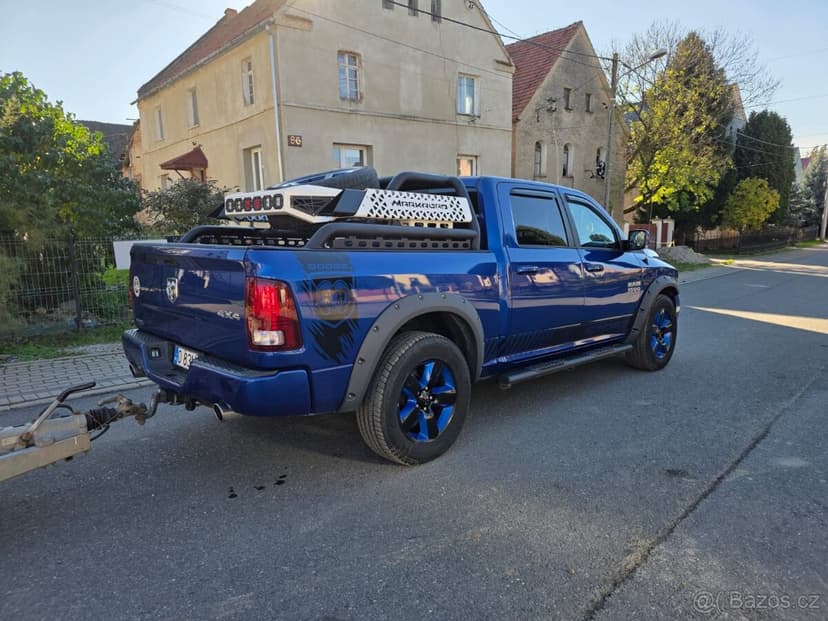 Ram 1500 5.7 hemi sport